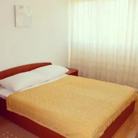 Maja Апартаменти Спліт